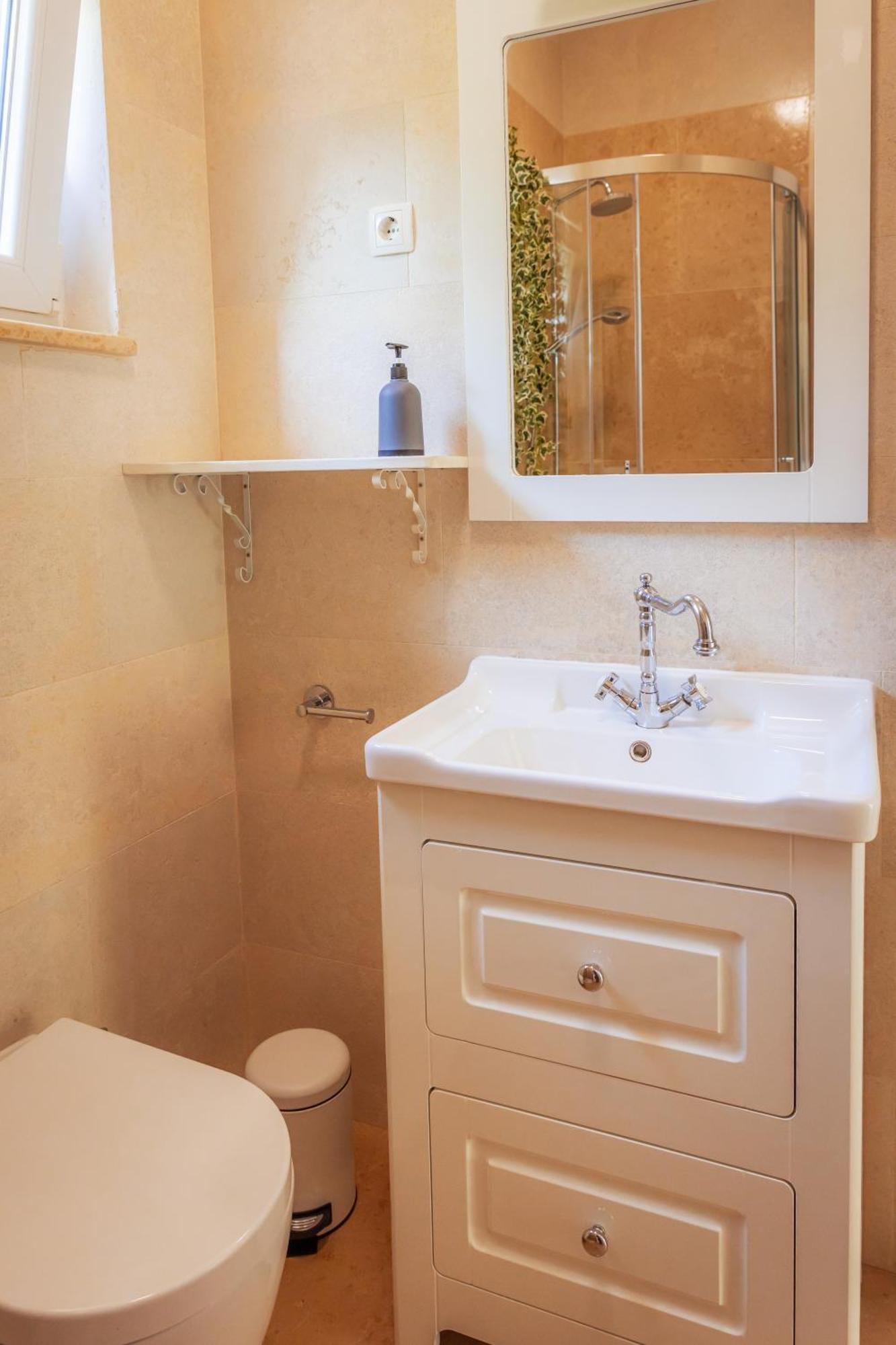 אומיסאליי Villa Nevera מראה חיצוני תמונה