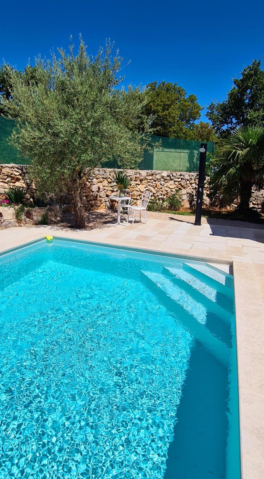 אומיסאליי Villa Nevera מראה חיצוני תמונה